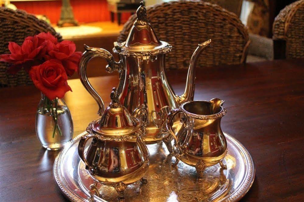 Carroll House Bed & Breakfast Бей-Сент-Луис Экстерьер фото